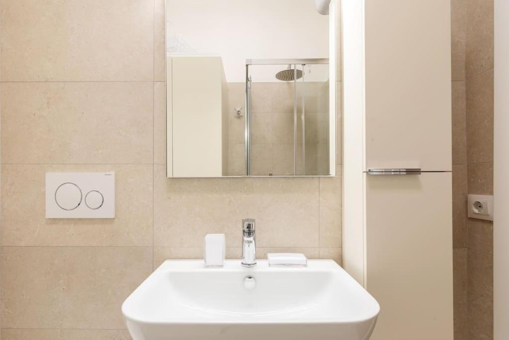 Elegante Bilocale San Calocero Appartement Milan